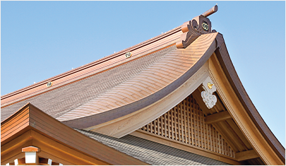 30mmの立ち上がりで重厚感のある意匠を演出。