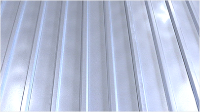 屋根材のの歪み・たわみを防止