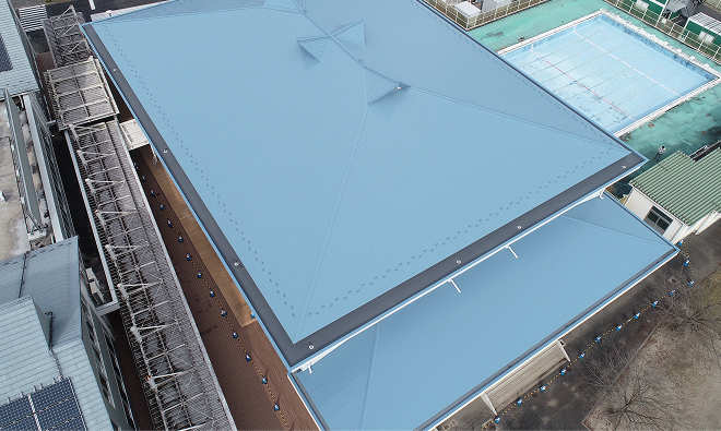 K小学校屋内運動場【横葺き】タイマルーフM型