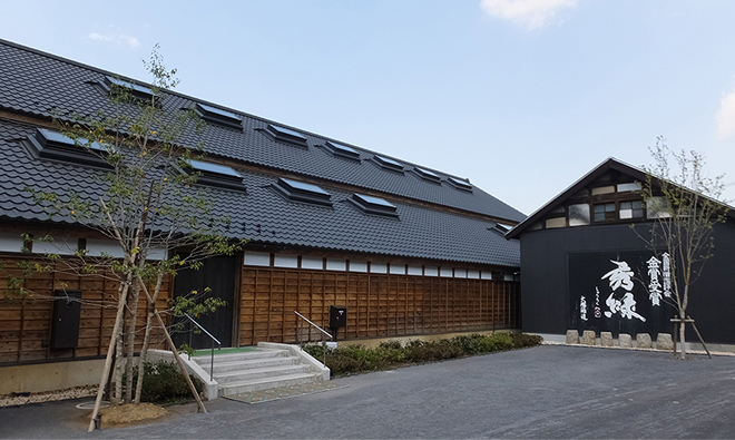 B市観光交流センター【金属瓦】カナメルーフ