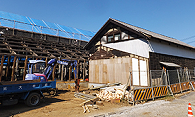 B市観光交流センター【金属瓦】カナメルーフ