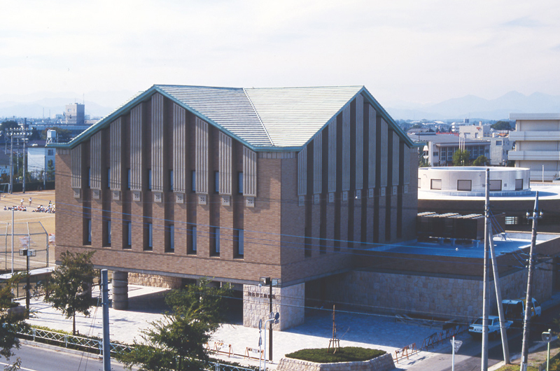 深谷市立図書館  【横葺き】タイマルーフB30