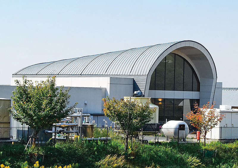 特別養護老人ホーム　枝雪零苑  【縦葺き】スタンディングロック