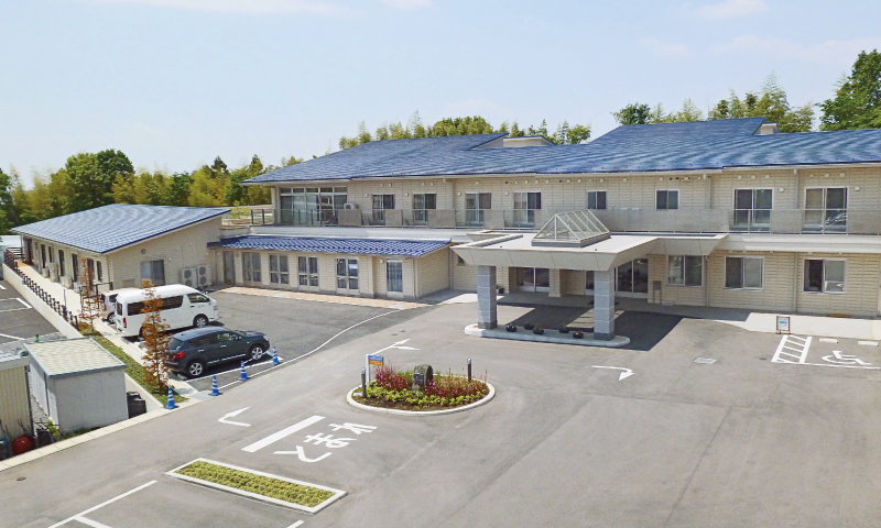 特別養護老人ホーム  おおるりの森  【横葺き】カナディー