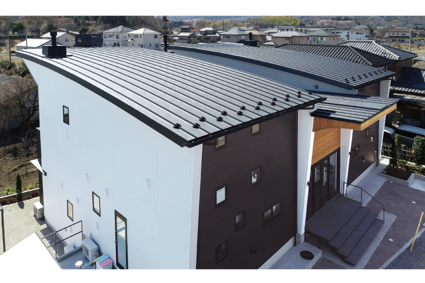 本庄市内 某社員寮【縦葺き】富士ライン55