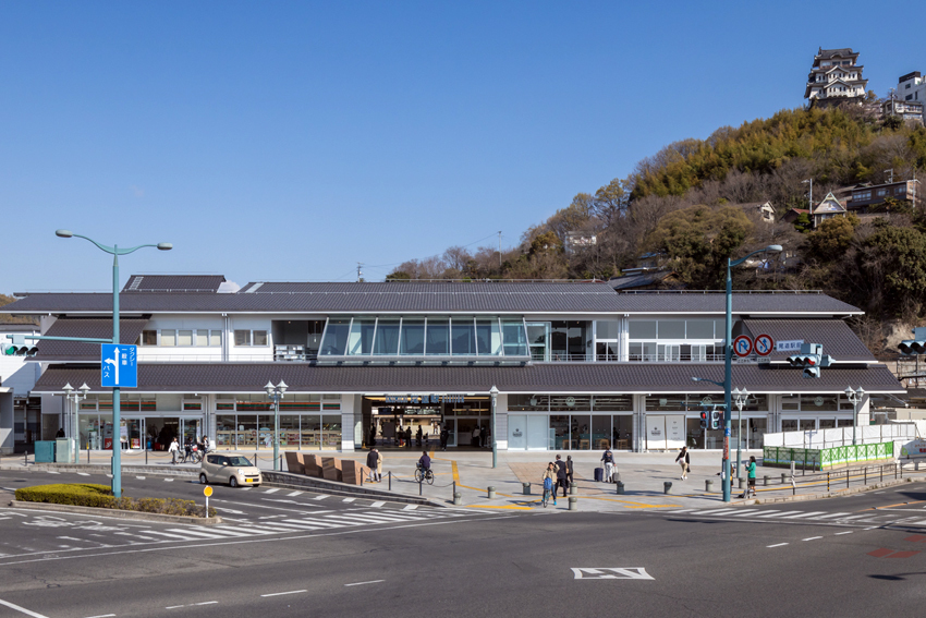 JR尾道駅 駅舎【金属瓦】カナメルーフ