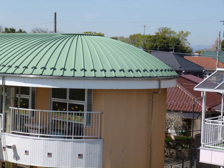 府中白糸台幼稚園  【縦葺き】フリーハットⅡ型