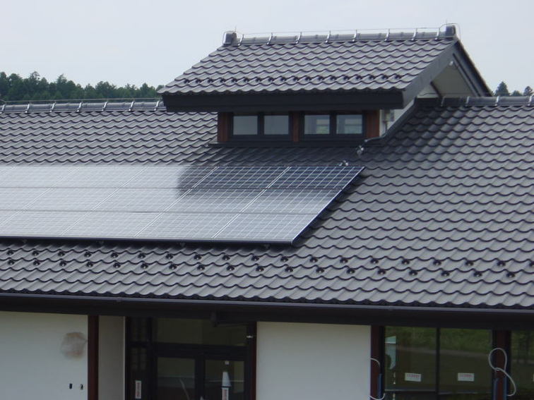 西鬼怒川地区  グラウンドワーク活動センター  【金属瓦】カナメルーフ