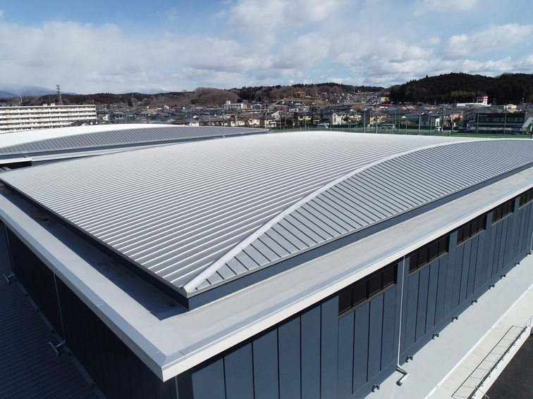 矢板文化スポーツセンター【縦葺き】スタンディングロック・富士ライン55