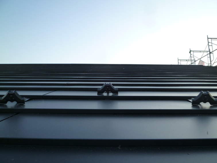 湧水の郷　しおや  【横葺き】カナディー