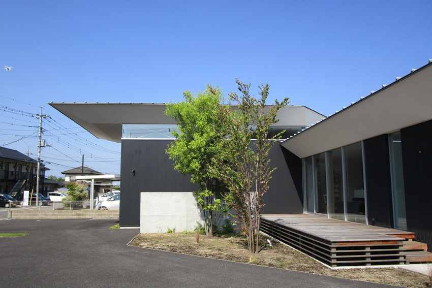 美容室ヒトノビ【縦葺き】富士ライン55