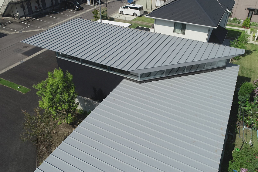 美容室ヒトノビ【縦葺き】富士ライン55