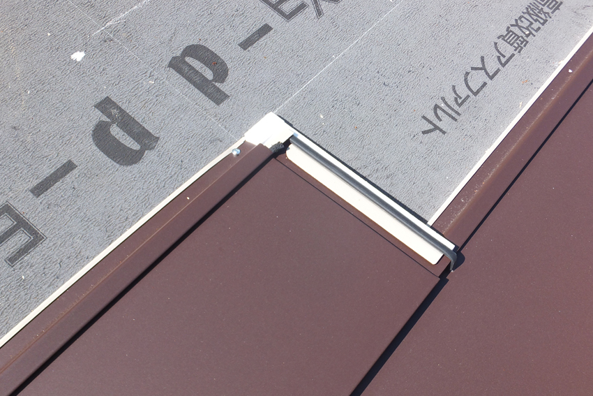 JRA東京競馬場 乗馬センター   【横葺き】カナディー