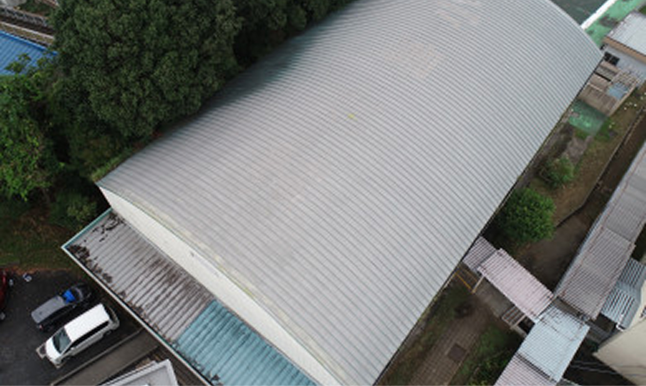 H小学校屋内運動場【縦葺き】スタンディングロック