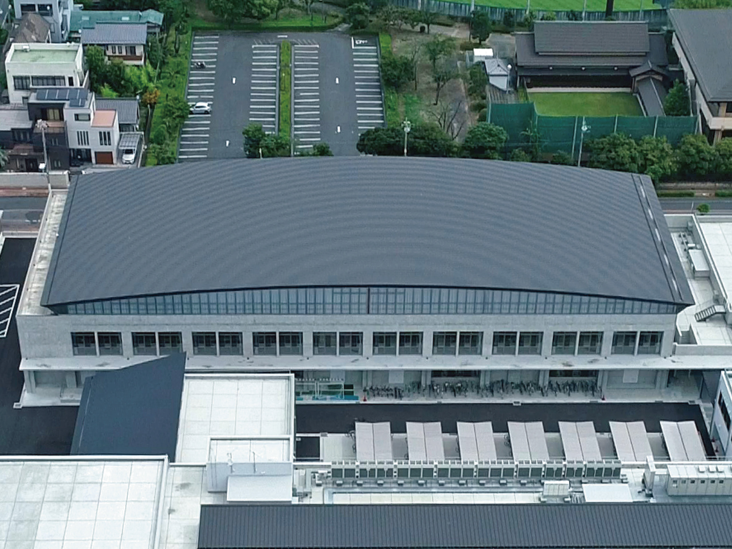 足利高等学校【縦葺き・横葺き・デザイン軒樋】スタンディングロック・カナディー・富士ライン・カナメシャープ樋